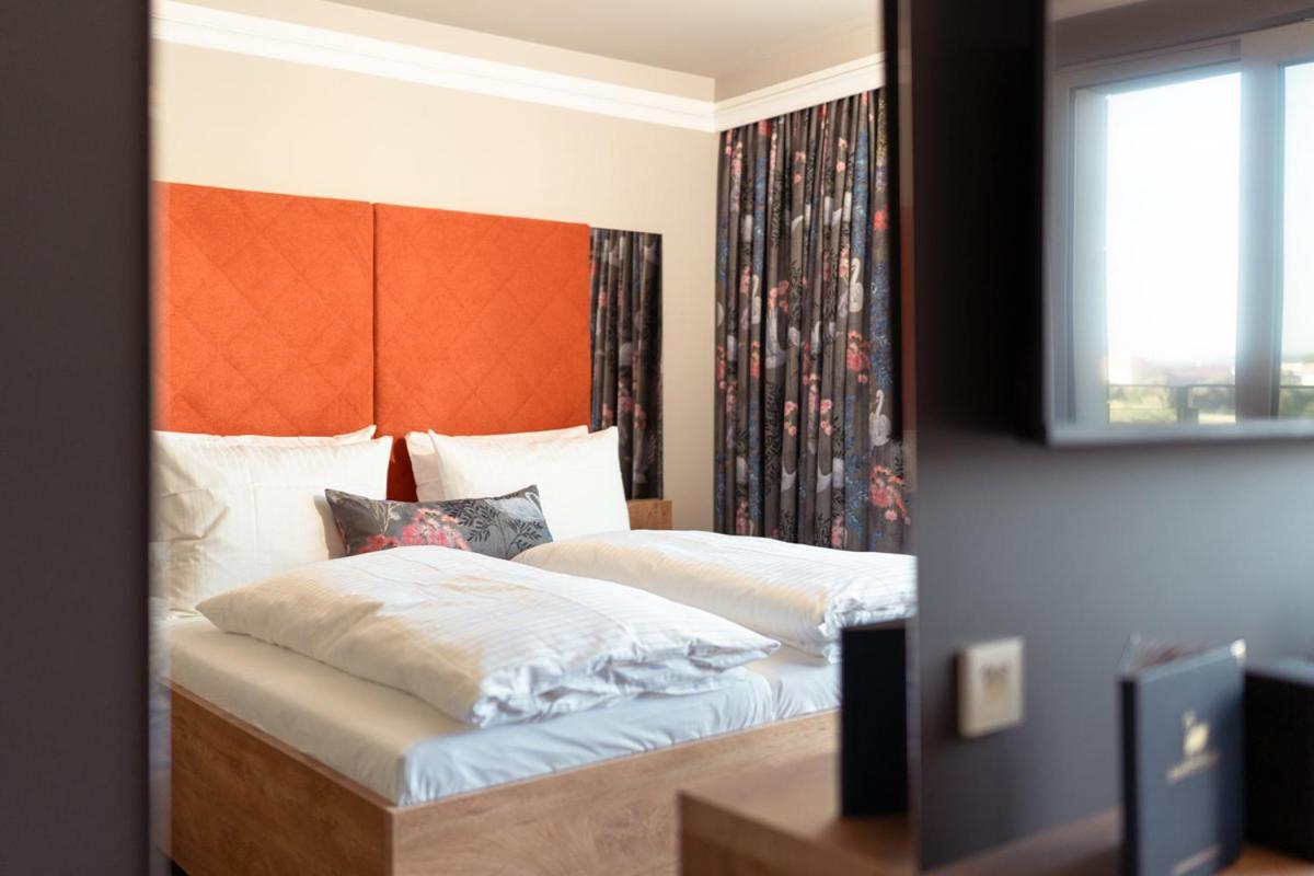 Hotel Am Schwanenhaus เดรสเดน ภายนอก รูปภาพ